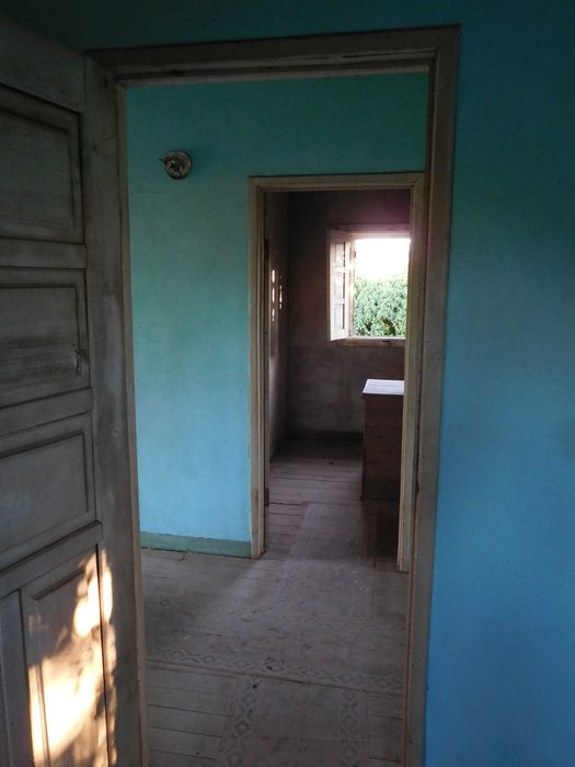 Casa para renovar ,Excelente local , bons acessos, boa esposição solar