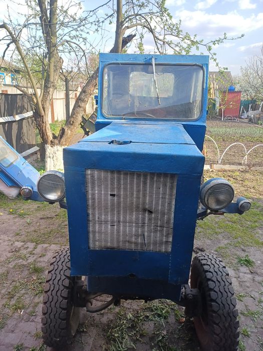Саморобний трактор ( двигун 4Ч 8.5/11)