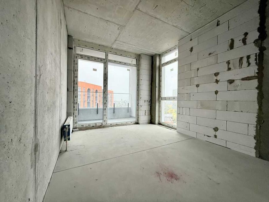 Велика 2-к квартира ЖК Республіка Respublika Республика