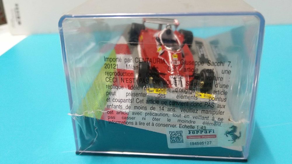 Ferrari 312 T2 #11 - N. Lauda: Campeão Mundial F1 1977 escala 1/43