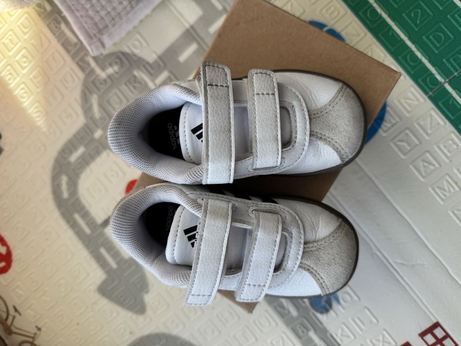 Кросівки adidas simba адідас 21р