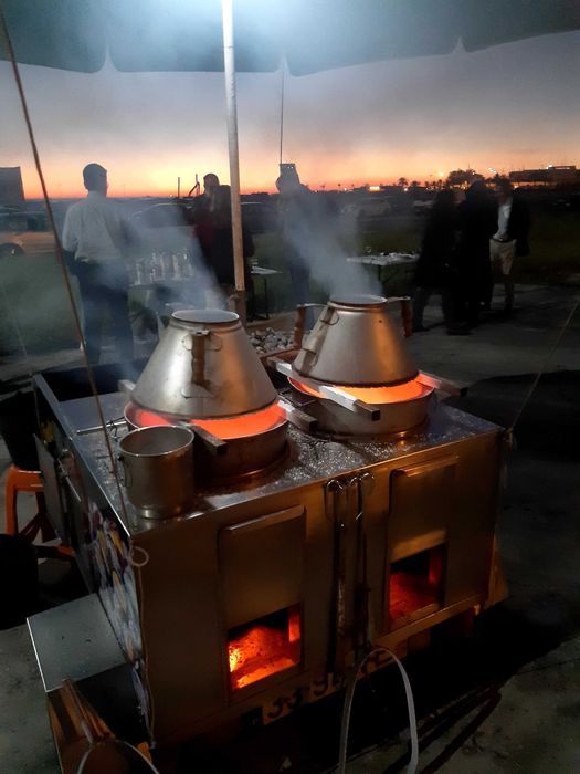 Magustos, Carrinho de Castanhas Assadas, Serviços.