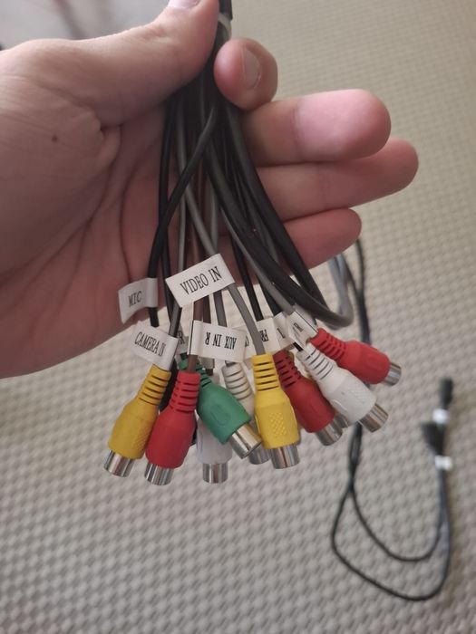 Pumpkin 7" Din 1 Android 10 Flip-Out Touch Screen Car Radio