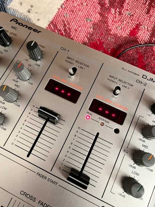 Pioneer DJM-300-S mikser DJ