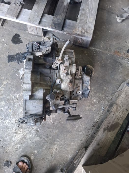 Коробка передач МКПП 5-ст Toyota Previa 2.0 D-4D / E350 E350-A5 Тойота Превія