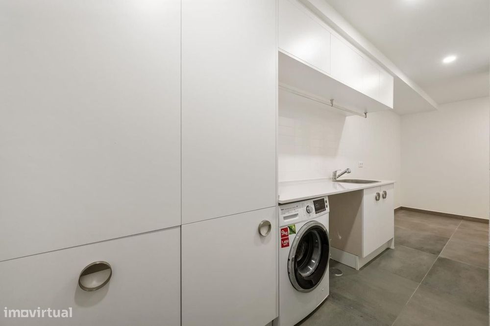 Moradia Geminada T3 com piscina, Quinta da Amizade, Setubal