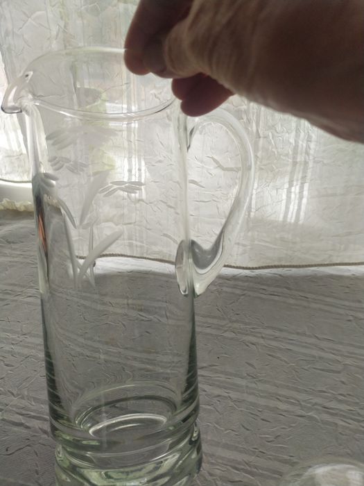 Стікляні кувшини,з візерунком200грв і стаканами