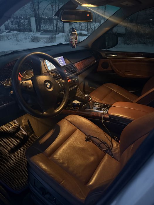 Продам BMW X5 E 70 2012 год Рест