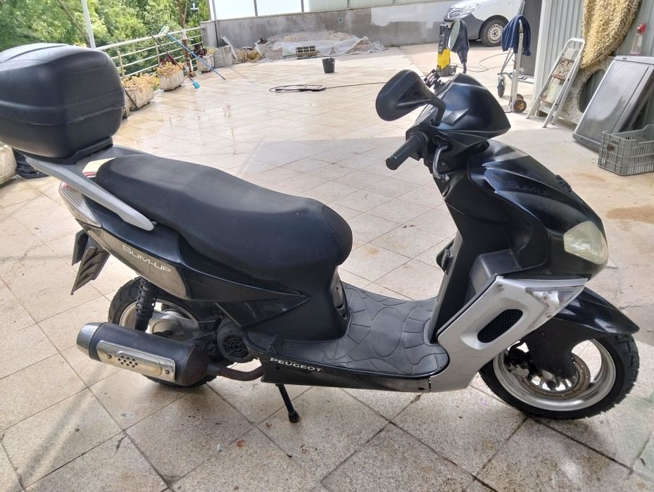 scooter Peugeot 125.cc