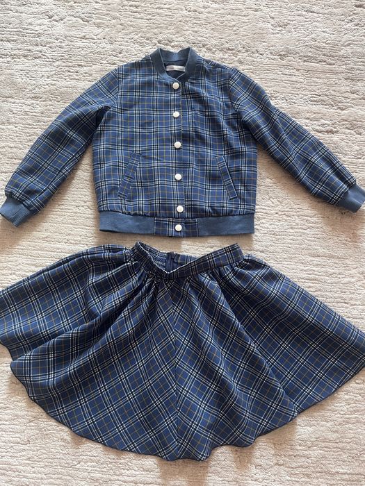 Шкільний костюм для дівчинки