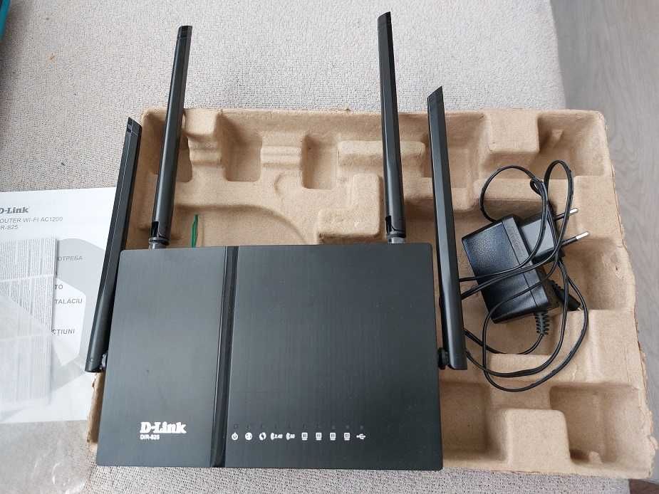 router d-link dir-825