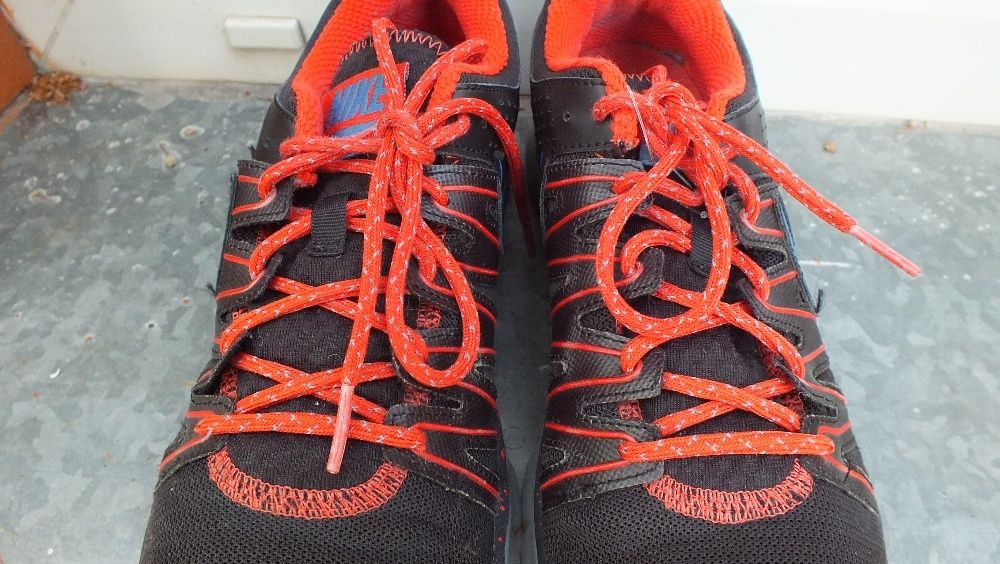 Super buty sportowe marki Nike w roz 45