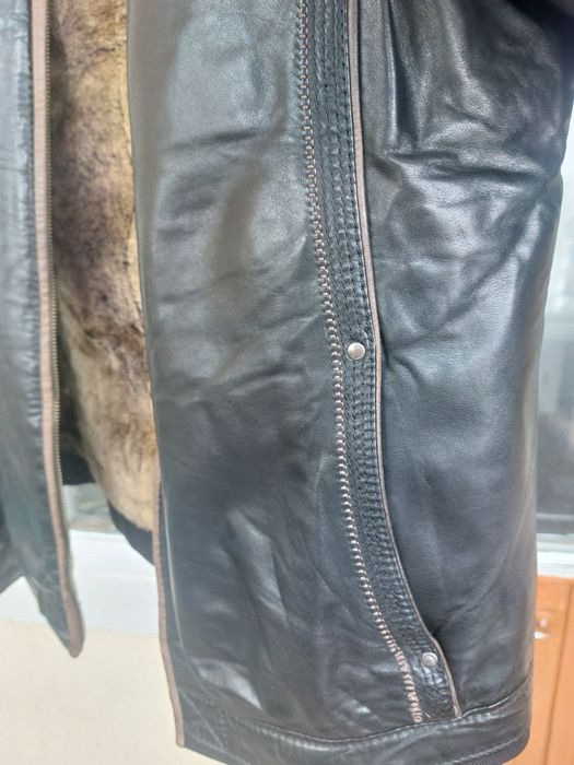 Продаю  турецьку чоловічу кожану куртку га меху