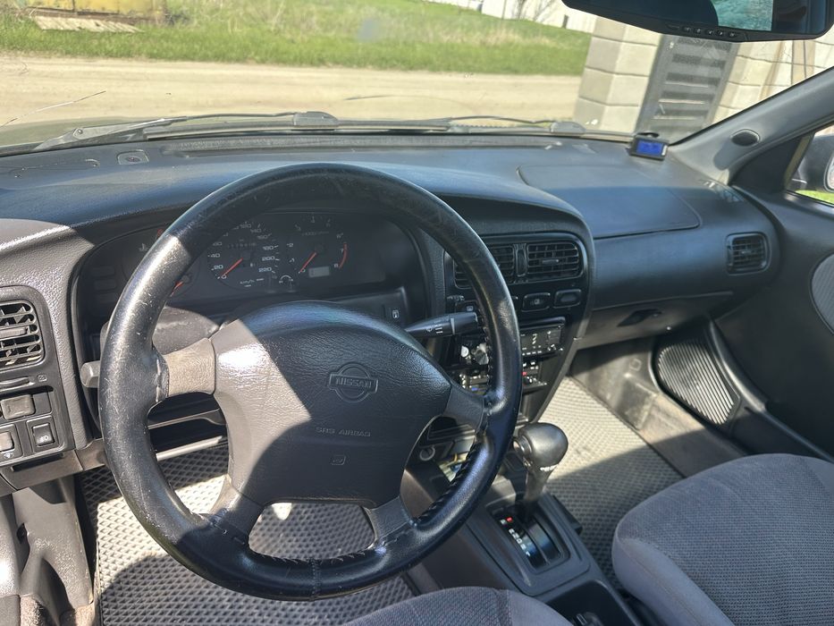 Ниссан примьера Автомат Газ/бензин Кондиционер