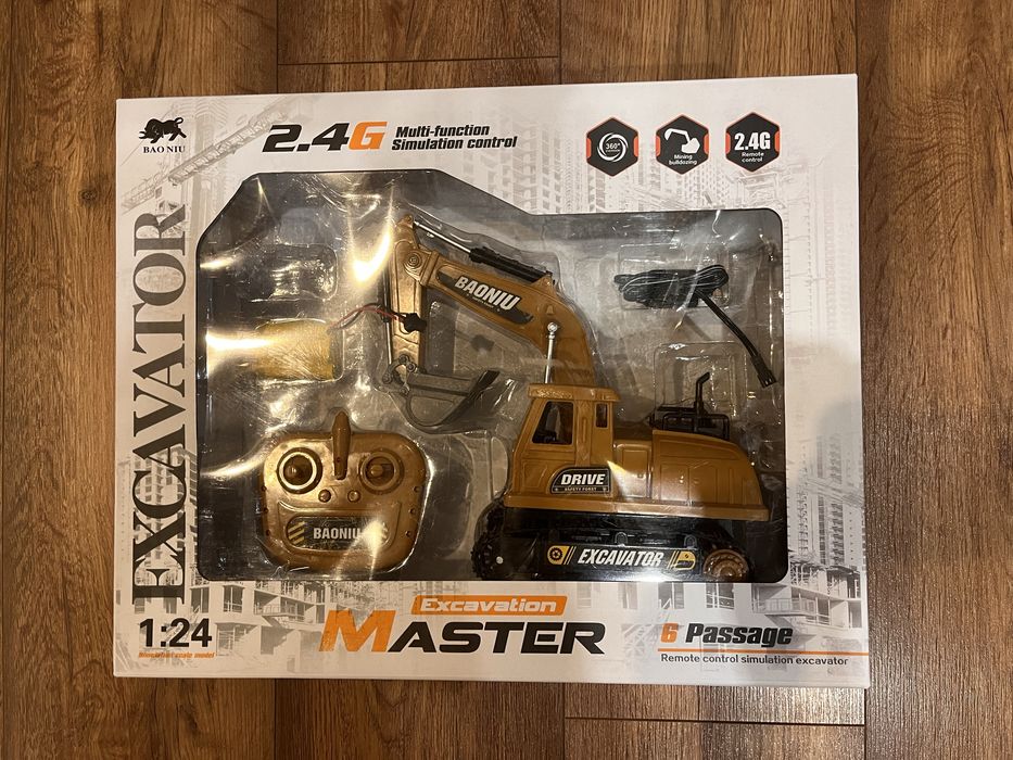 Екскаватор на радіокеруванні