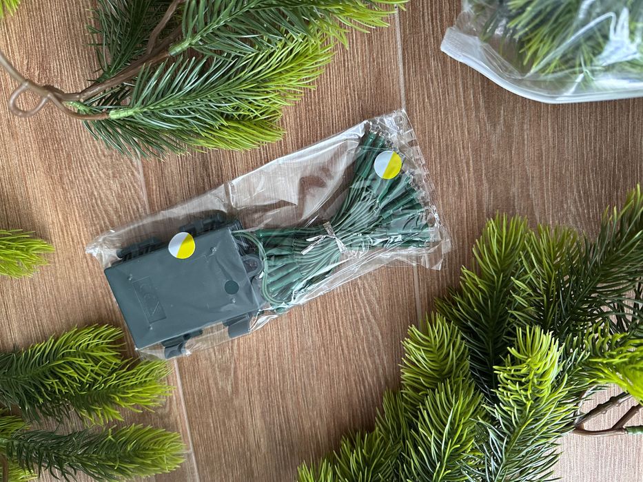 2 Guirlandas de Natal com iluminação 195 cm cada