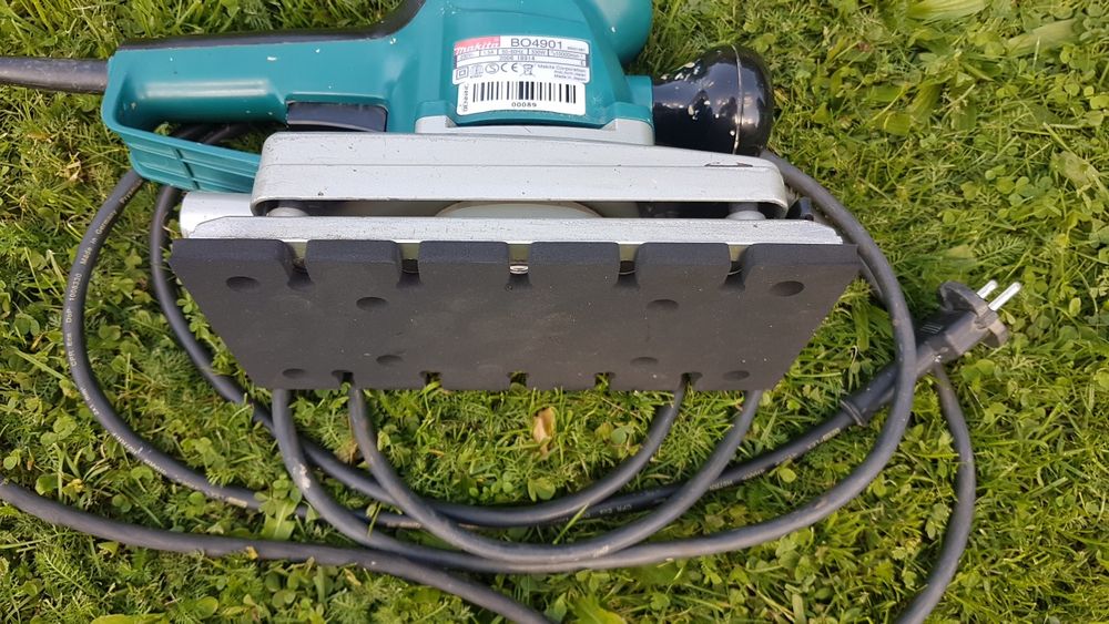 Szlifierka oscylacyjna Makita BO4901