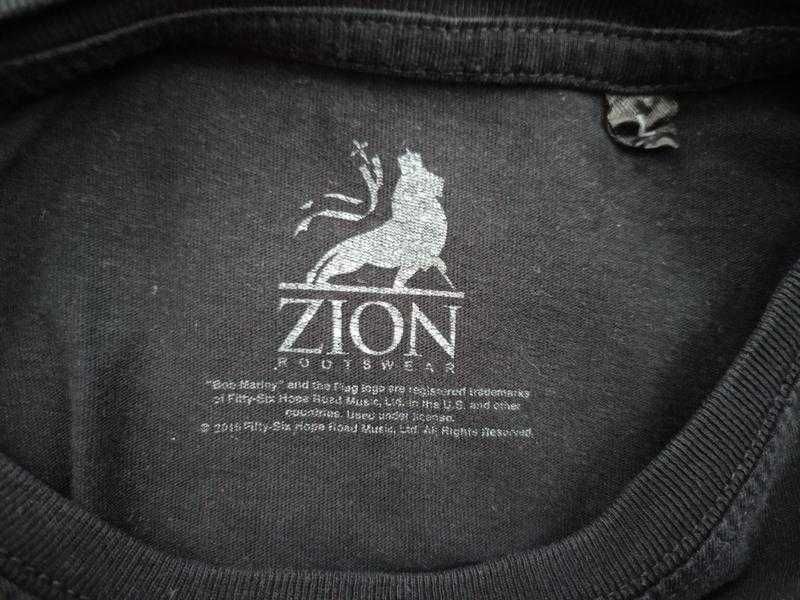 Чорна мерч-футболка Bob Marley від Zion Rootswear (made in Italy)