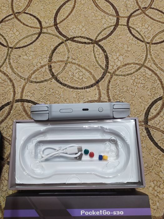 Продам портативную консоль PocketGo S30 (Pocket Go S30)