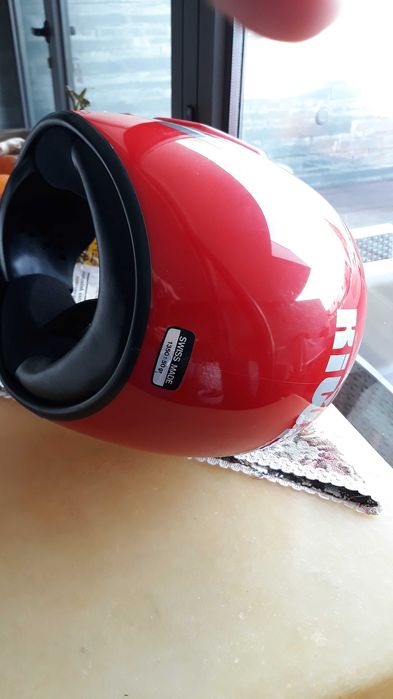 Capacete Integral para Motas Marca Kiwi, SUIÇO, NOVO, Nunca foi usado,, vendo um capacete 20 euros