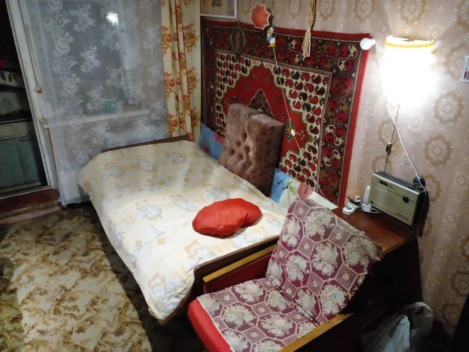 Аренда  комнаты на "Оболони"  для женщины (50-65лет)