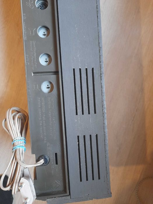 Стерео ресивер/підсилювач SABA з колонками