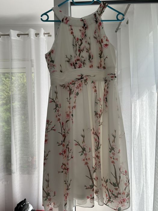 Sukienka na wesele, elegancka, letnia