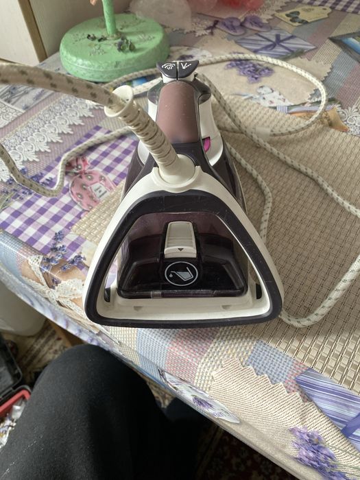 Продам праску Tefal