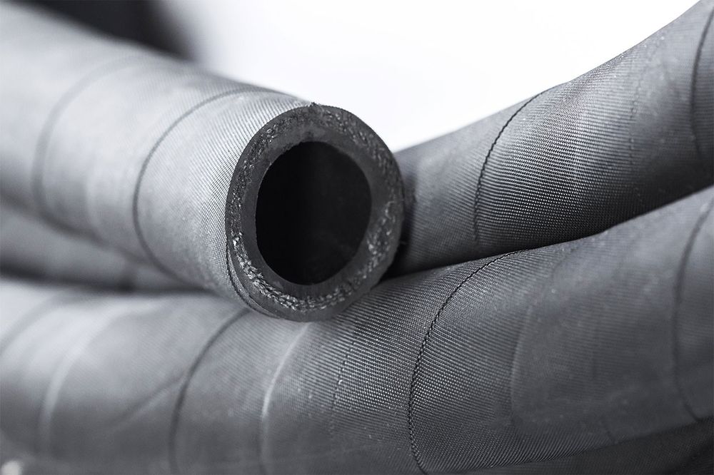 Для перекачки химии топлива шланг бензостойкий масло на компрессор мбс