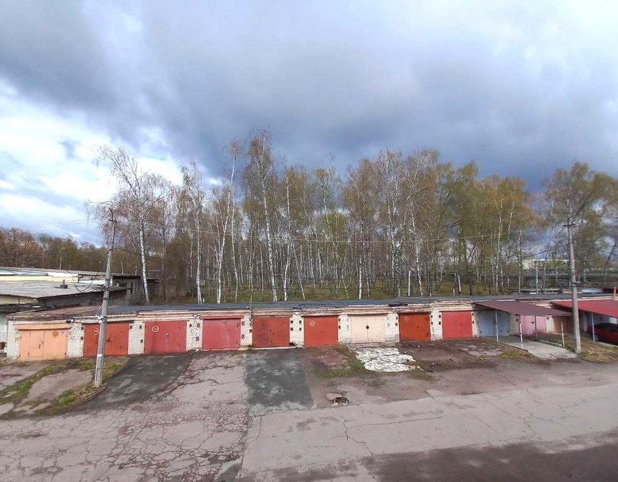 Продам діючий магазин взуття з цехами виробництва