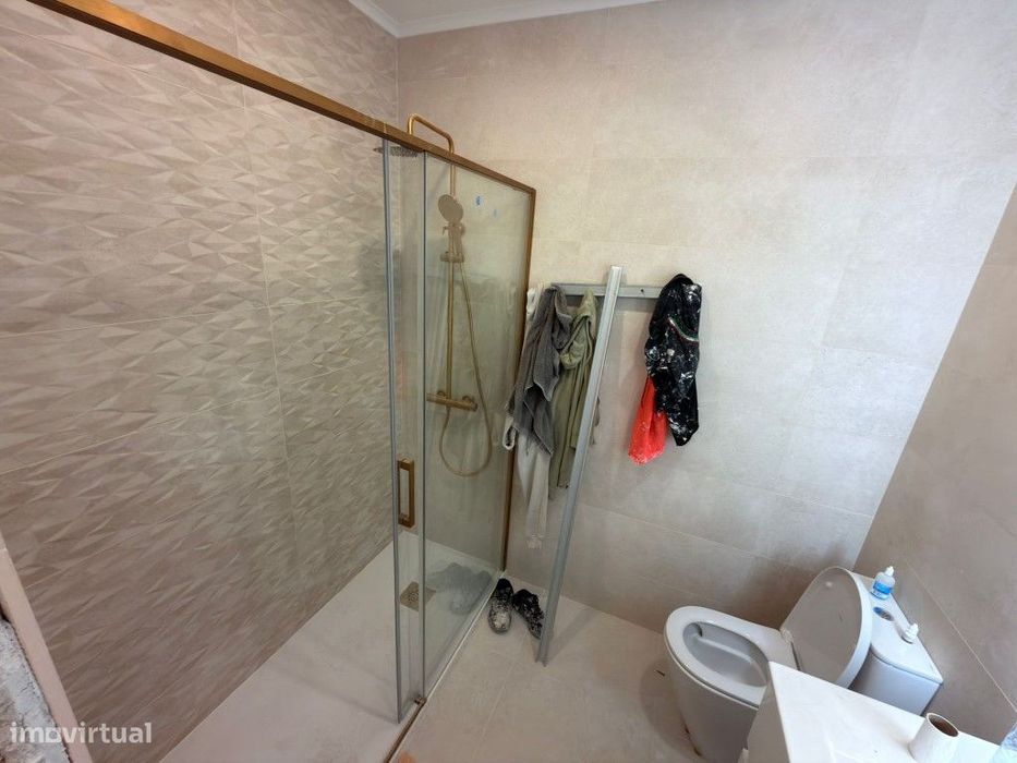 Apartamento T2, Reboleira, Amadora