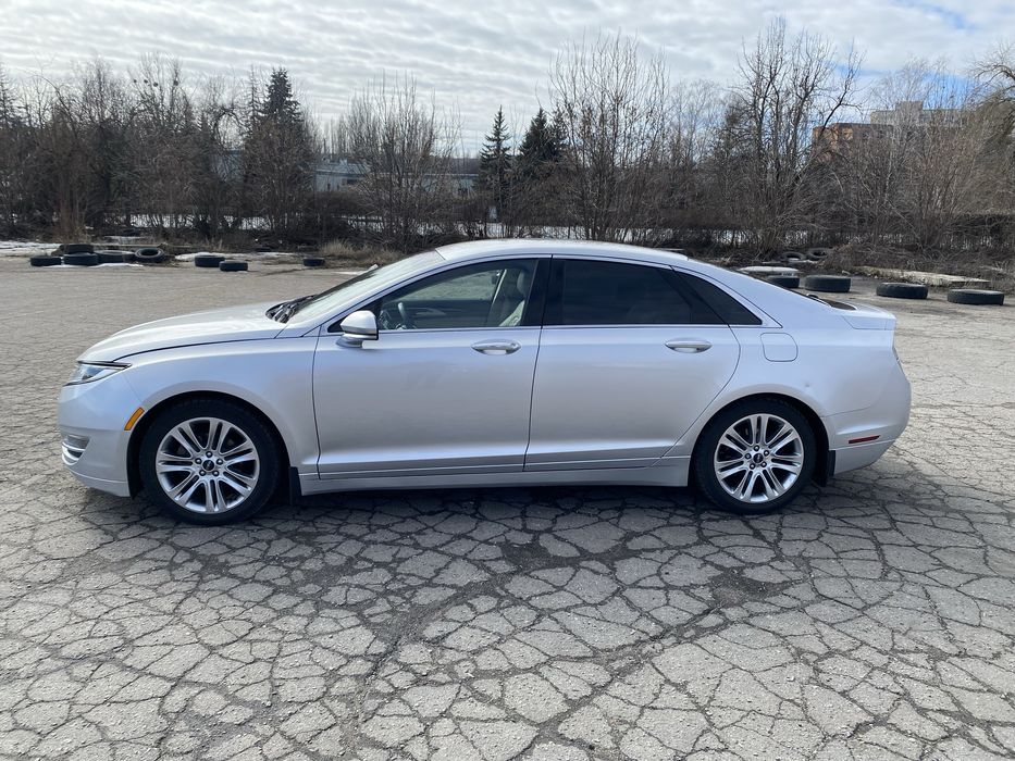 Lincoln mkz 2.0 гібрид