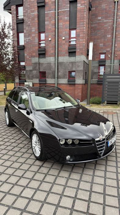 Alfa Romeo 159
