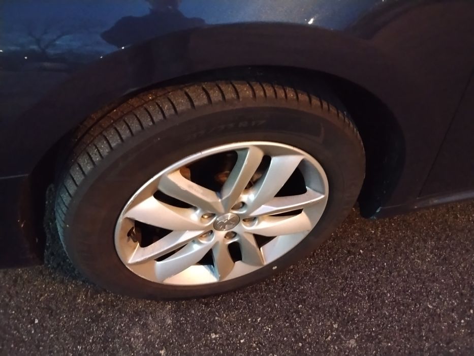 Jantes 17 + pneus Peugeot