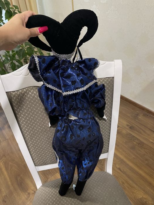 Вінтажна лялька Арлекін