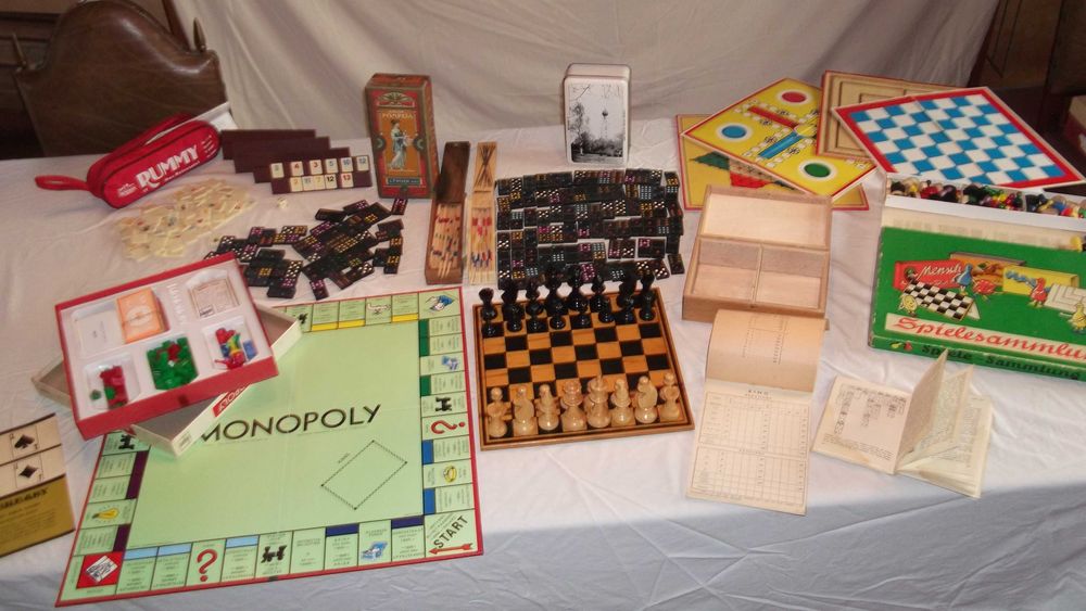 CONJUNTO DE 11 x JOGOS DE MESA