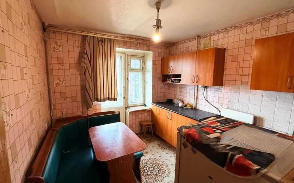 1 кім 40 м2 в ЦЕГЛІ багатоповерхівка район ЛЕСІ УКРАЇНКИ (718252)