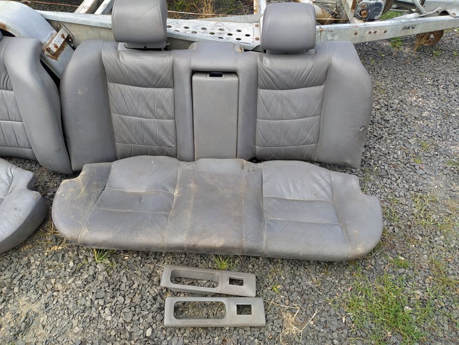 Задній диван BMW e32