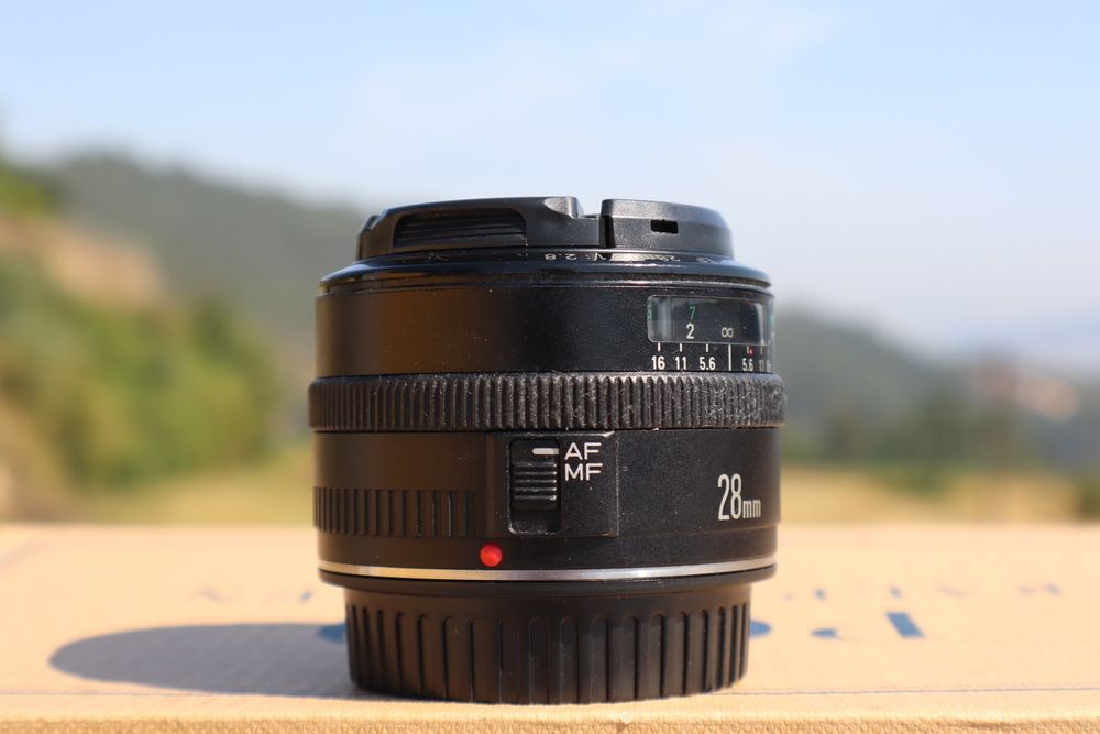 Canon EF 28mm F/2.8