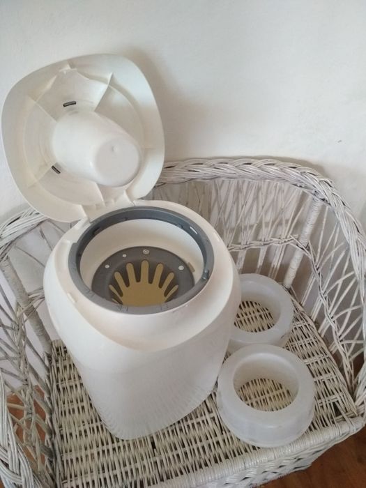 Kosz na  zużyte pieluchy tomee tippee