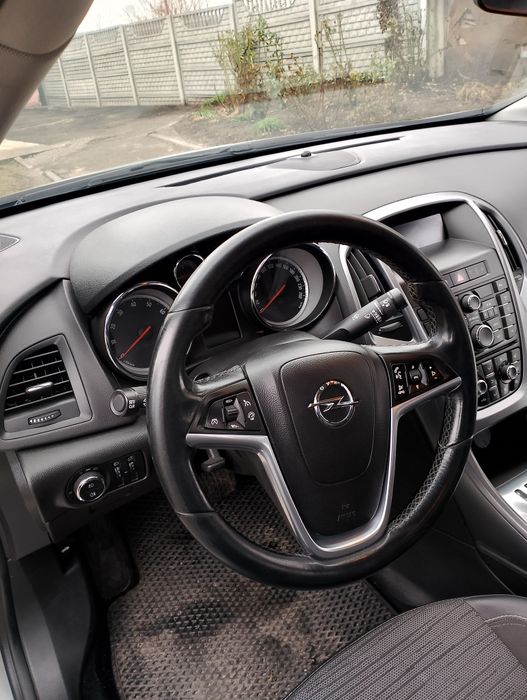 Opel Astra (avtomat)