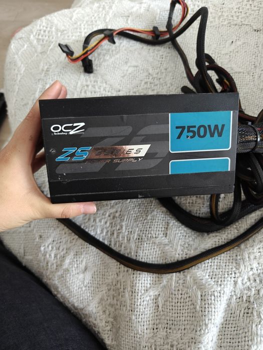 Zasilacz 750W OCZ ZS750W