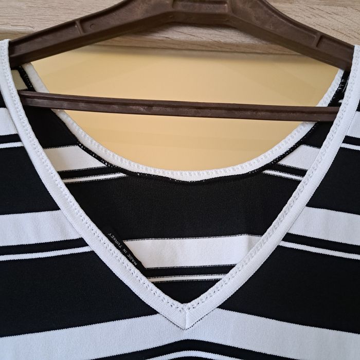 Sukienka damska reserved