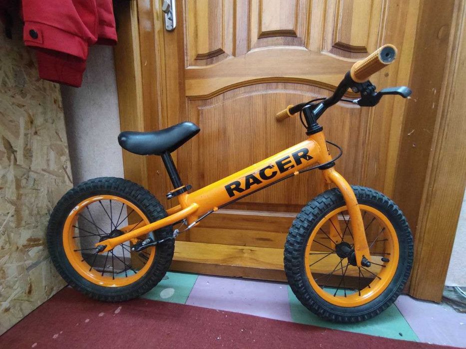 Іспанський дитячий Біговіл-Вілобіг Racer BA14-04