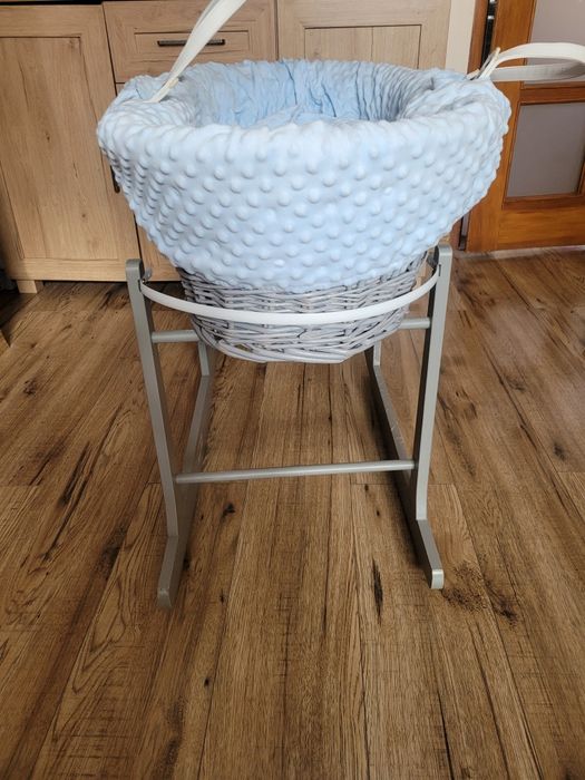 Kołyska niemowlęca