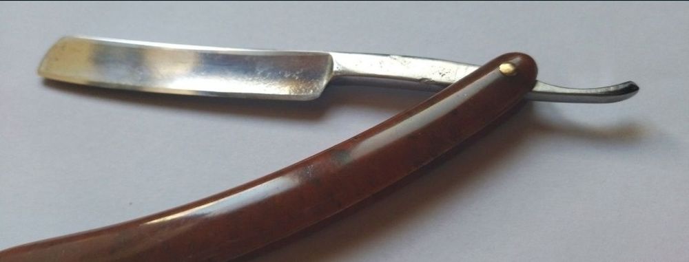 Бритва опасна довоєнного періоду