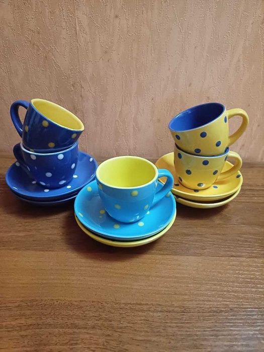 Сервиз кофейный в горошек