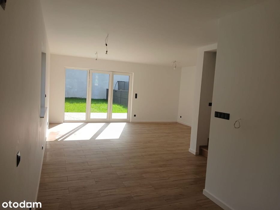 Do zamieszkania dom jednorodzinny dwulokalowy KostrzynWlkp centrum