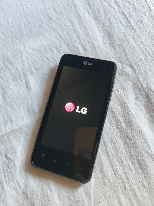 LG Optimus 2X смартфон P990 HDMI первый флагман легенда