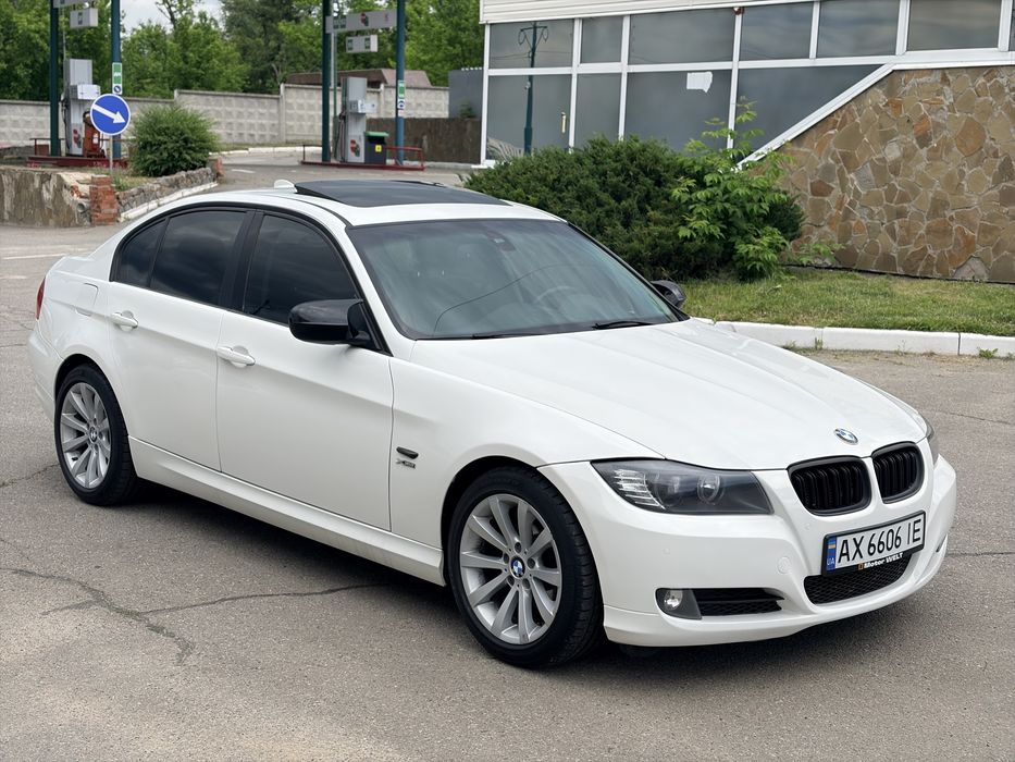 BMW 3 E90 328i xDrive! 2011год , 3 литра, автомат, идеал!